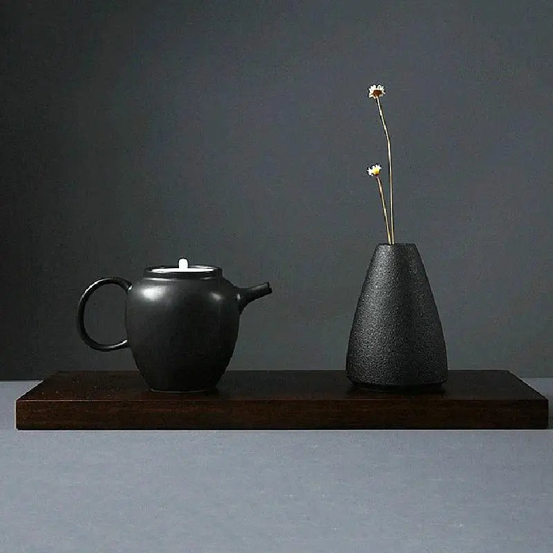 Vase en Céramique Noir